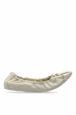 FERRAGAMO kremowy Baleriny `Joelle`
