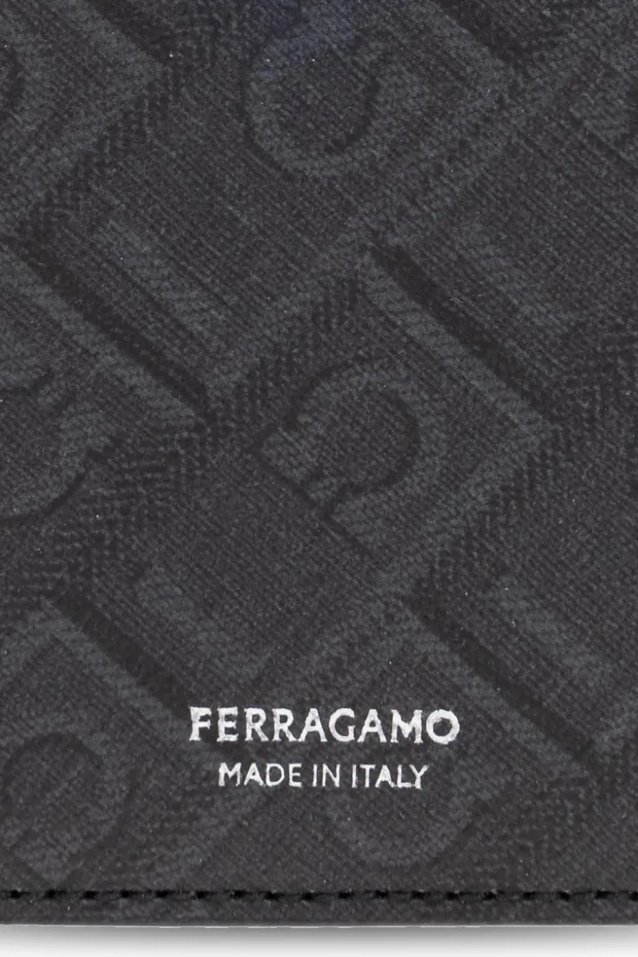 FERRAGAMO SZARY Etui na karty MagSafe