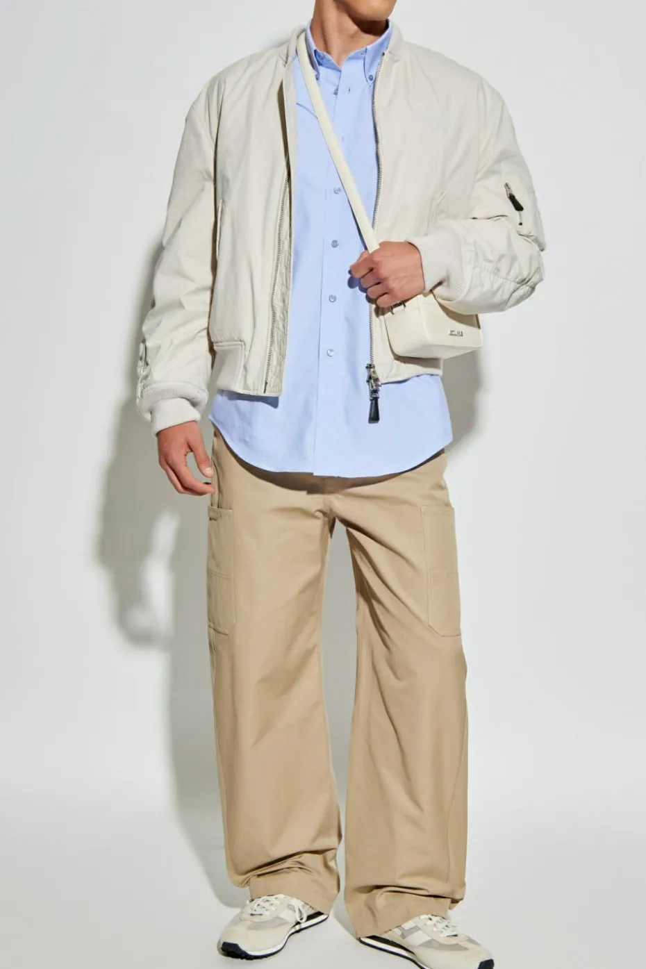 Givenchy beżowy Spodnie typu `cargo`
