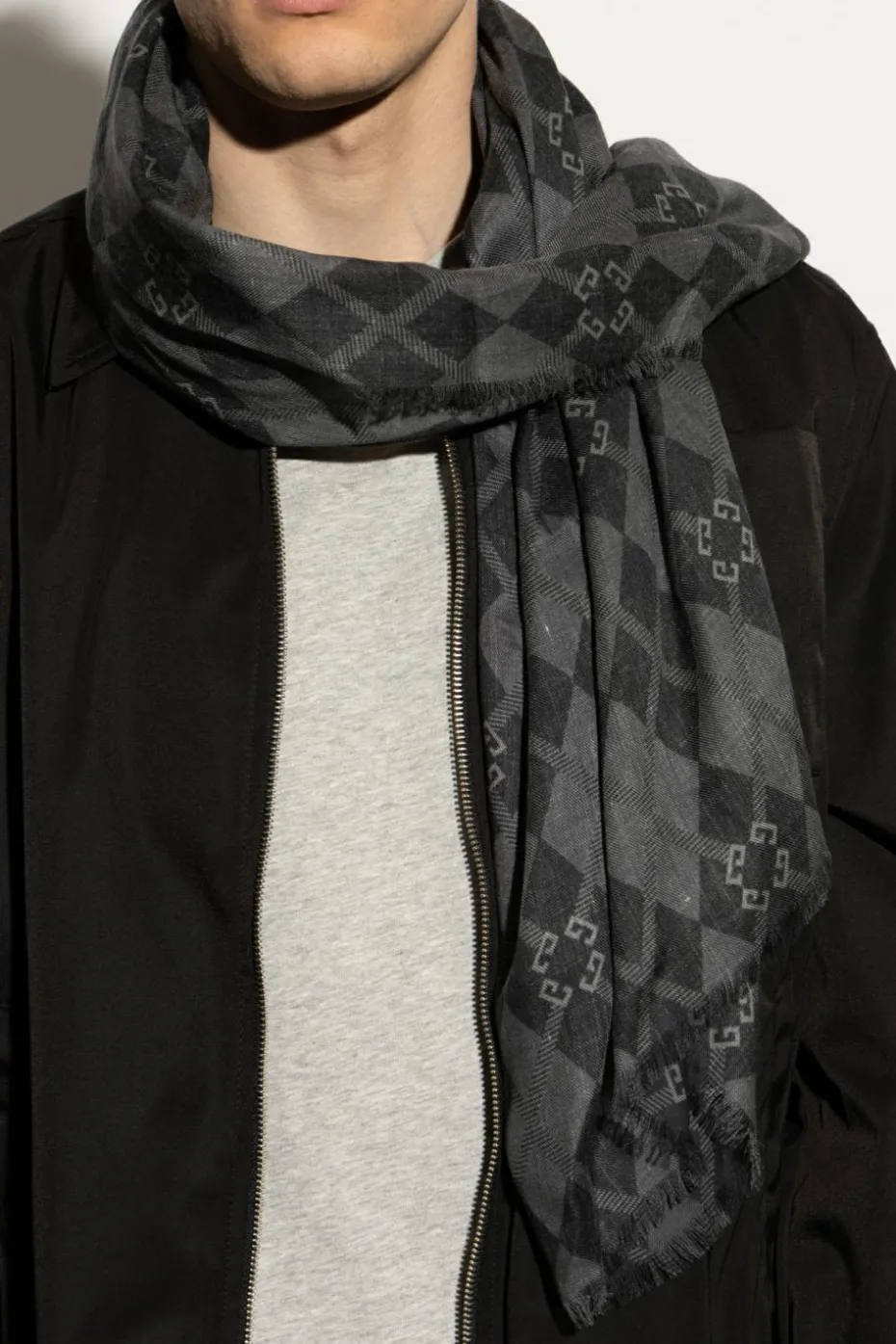 Givenchy CZARNY Chusta z monogramem