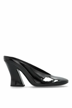 Givenchy CZARNY Lakierowane klapki na obcasie