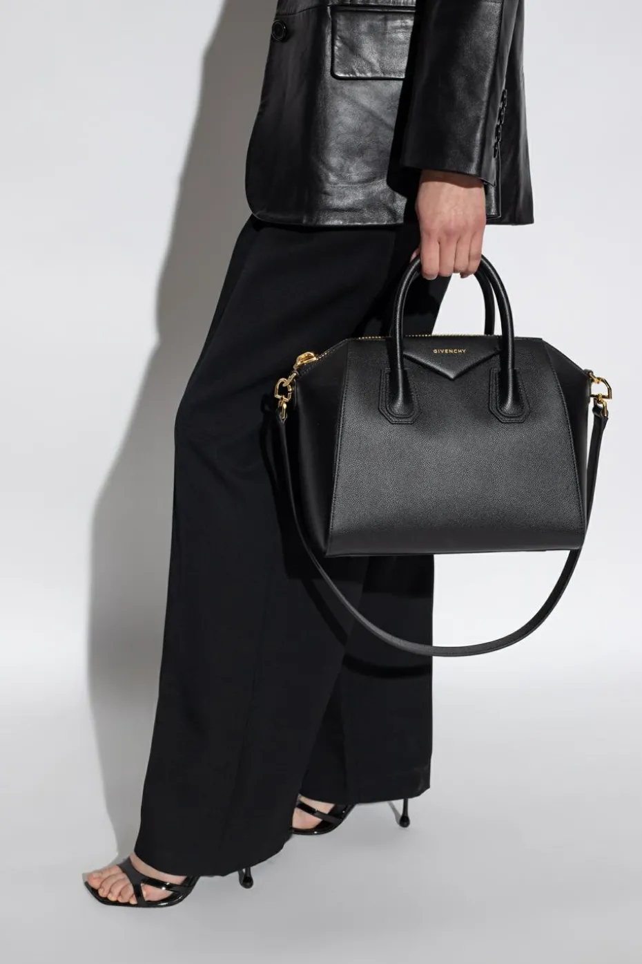 Givenchy CZARNY Torba na ramię ‘Antigona Small’