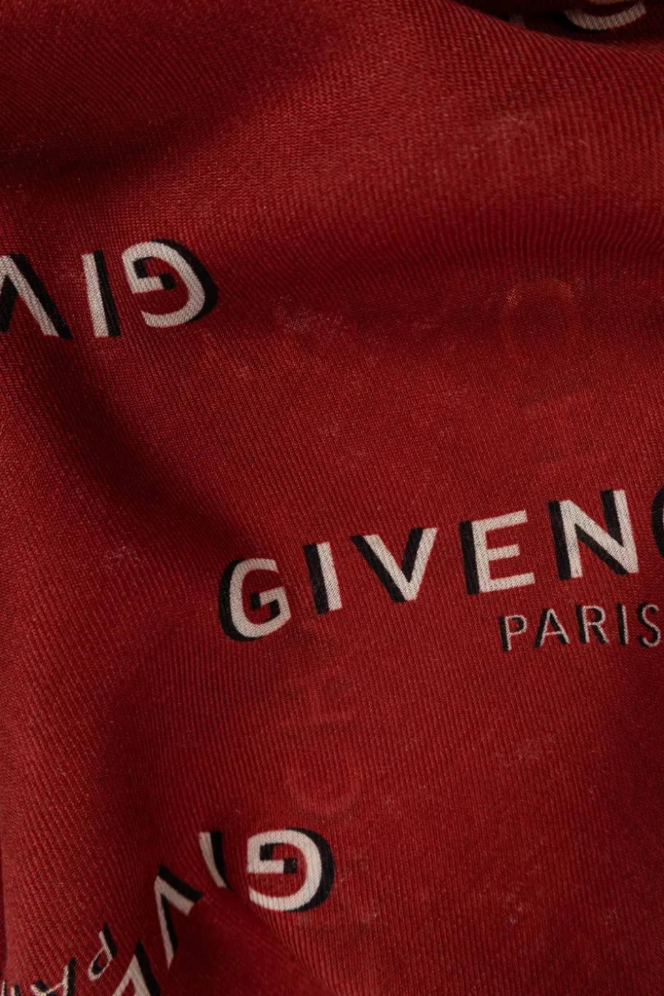 Givenchy CZERWONY Chusta z monogramem