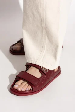 Gucci BORDO Sandały z monogramem