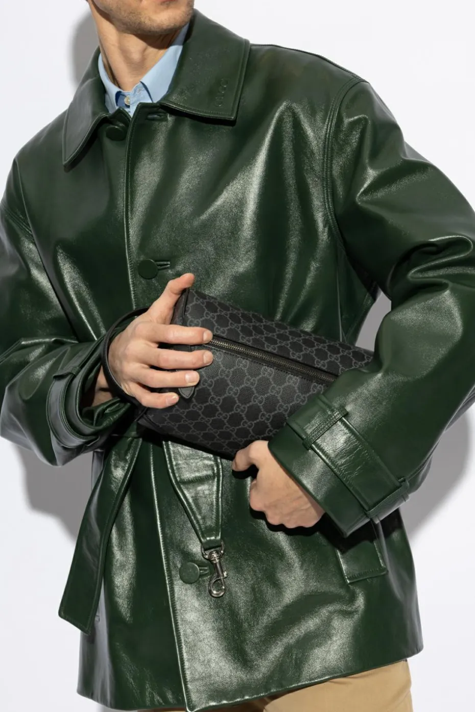 Gucci CZARNY Kosmetyczka `GG Emblem Medium`