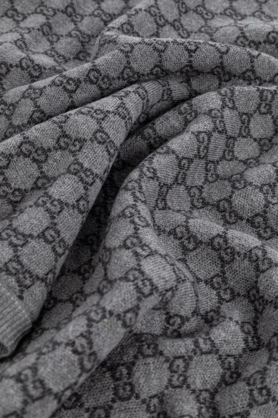 Gucci Kids SZARY Kocyk niemowlęcy ze wzorem `GG`