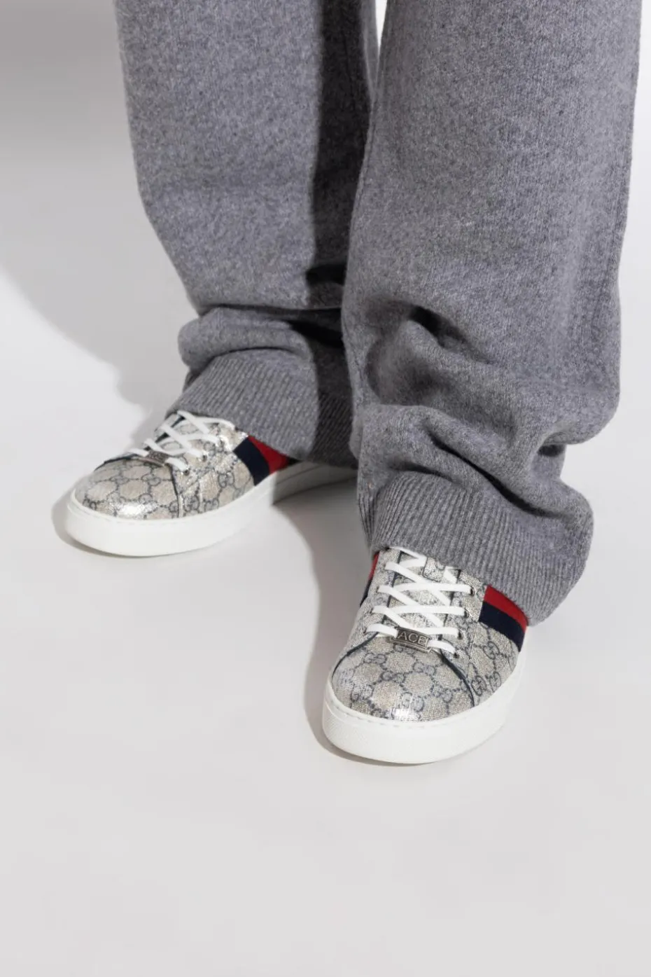 Gucci SREBRNY Buty sportowe z monogramem