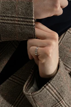 Gucci SREBRNY Pierścień z białego złota