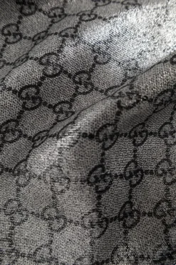 Gucci SZARY Połyskująca chusta z monogramem