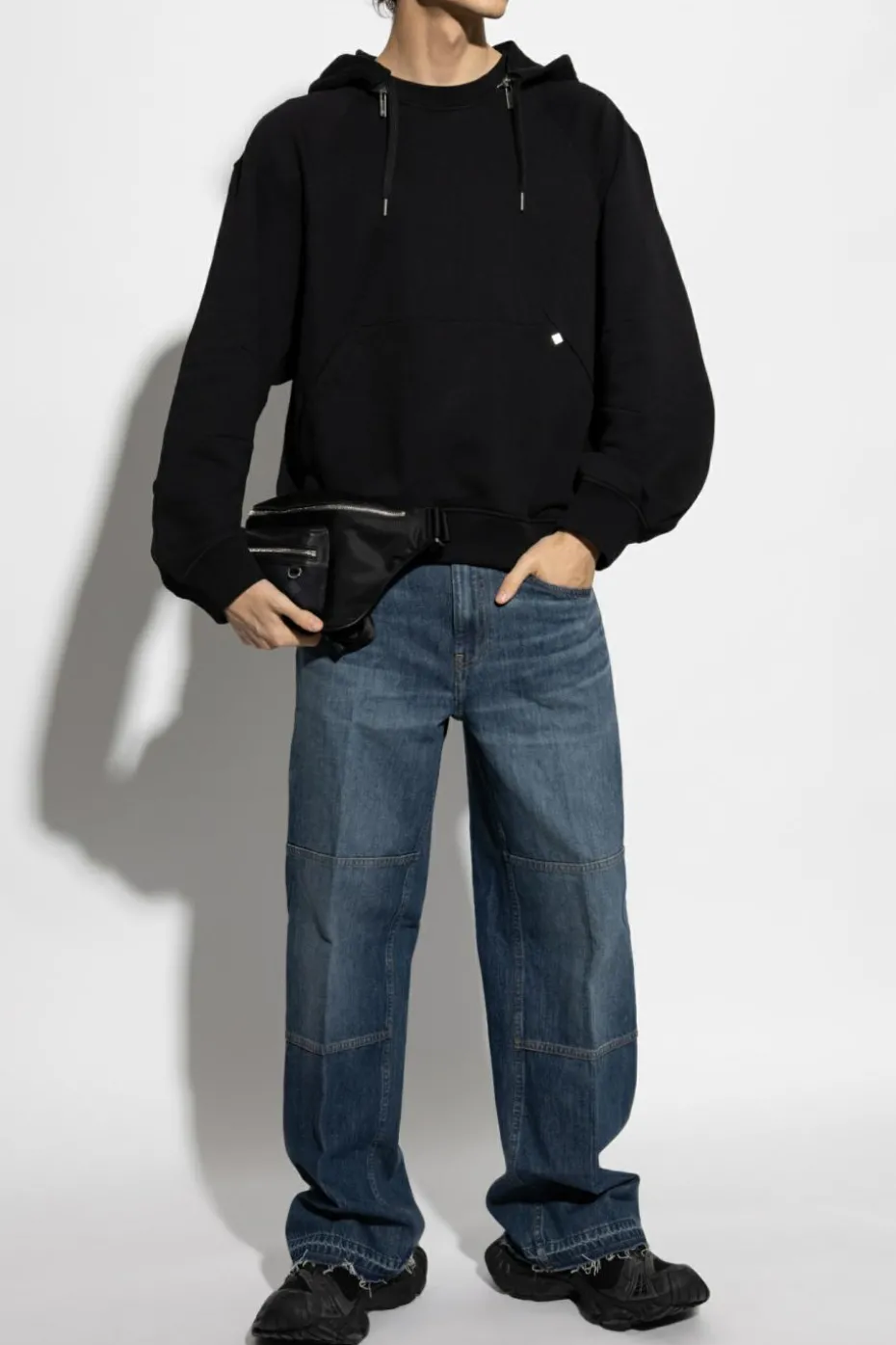 Helmut Lang GRANATOWY Jeansy z efektem `vintage`