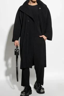 Homme Plissé Issey Miyake CZARNY Plisowany płaszcz