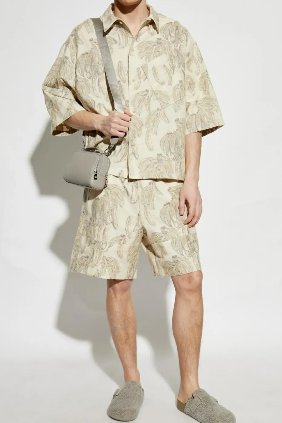 Jacquemus beżowy Szorty ze wzorem