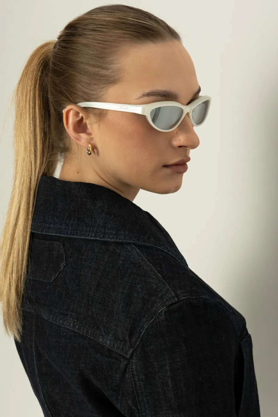 Jacquemus kremowy Okulary przeciwsłoneczne