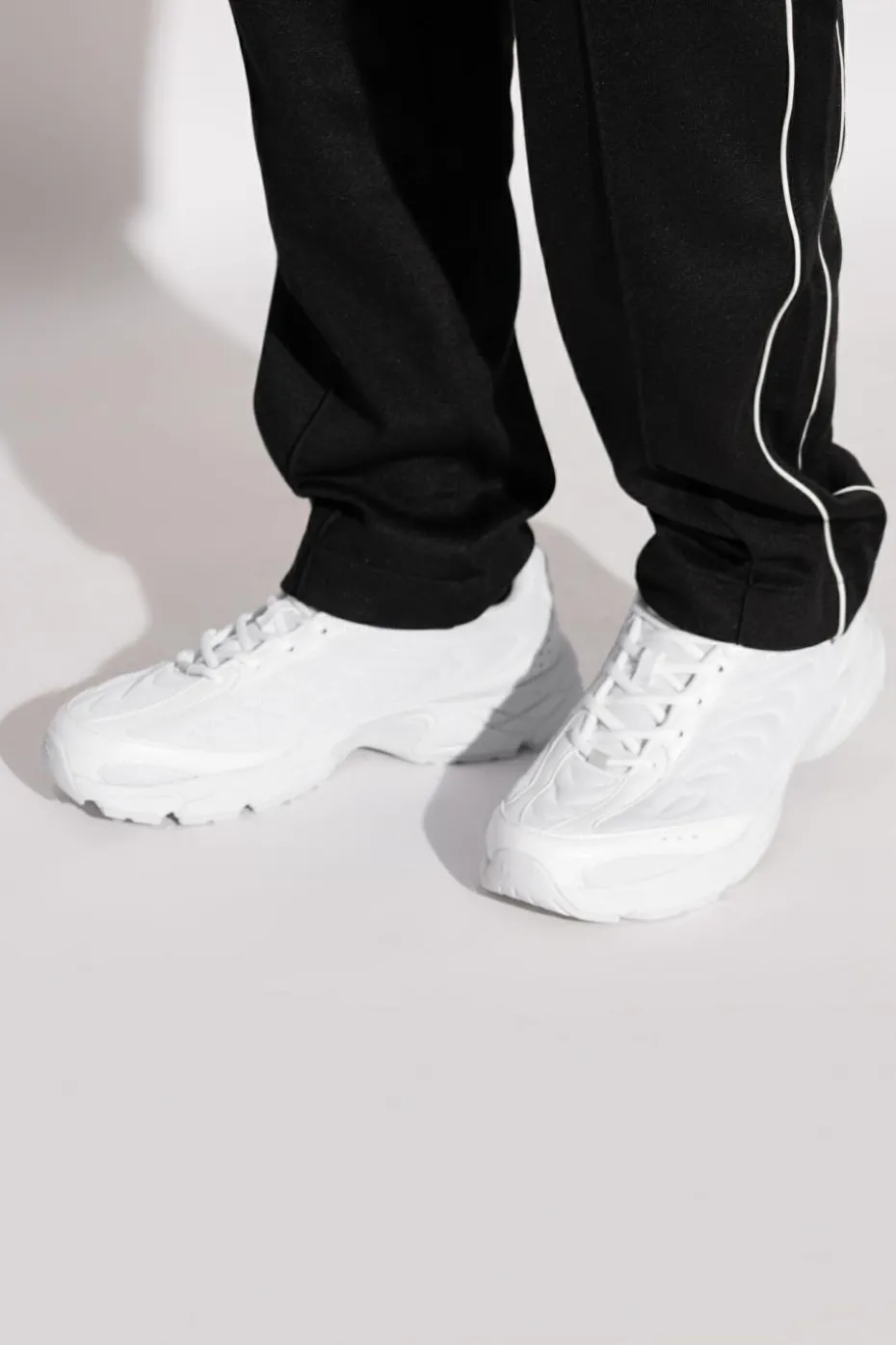 Lacoste BIAŁY Buty sportowe `Storm 96 2k Lite`