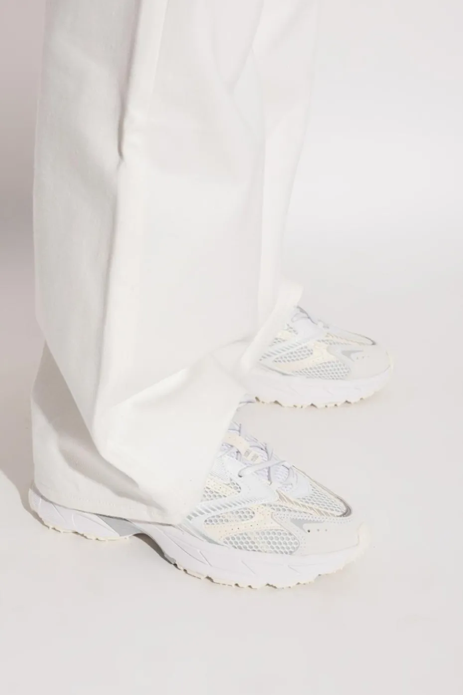 Lacoste BIAŁY Buty sportowe `L003`