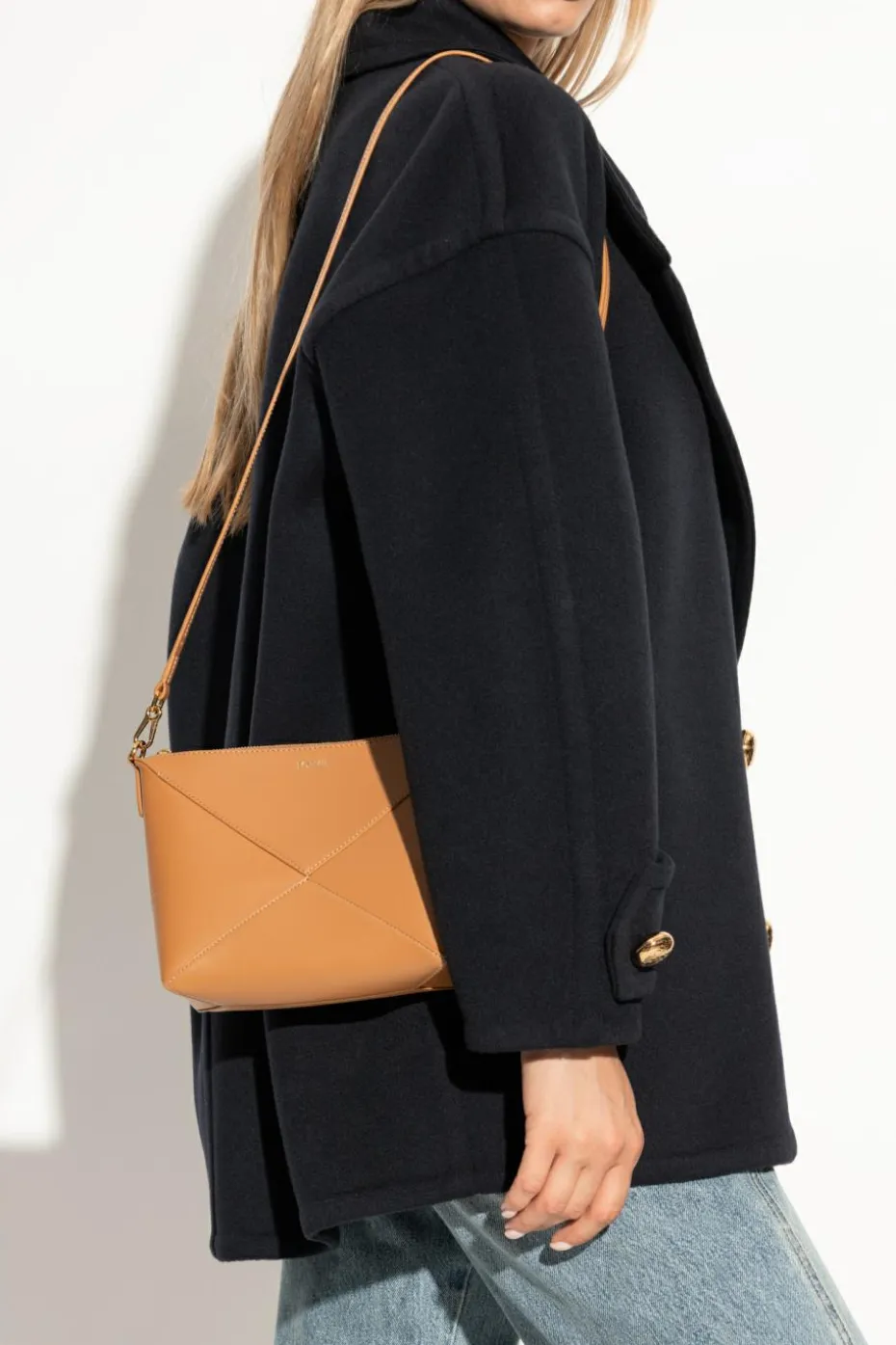 Loewe beżowy Torba na ramię `Puzzle Fold`