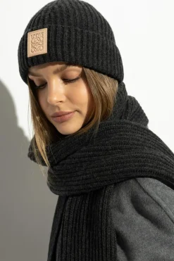 Loewe CZARNY Kaszmirowa czapka z naszywką z logo