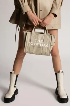 Marc Jacobs beżowy Torba na ramię ‘The Mini Traveler’