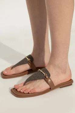 Michael Michael Kors BRĄZOWY Klapki `Lena`