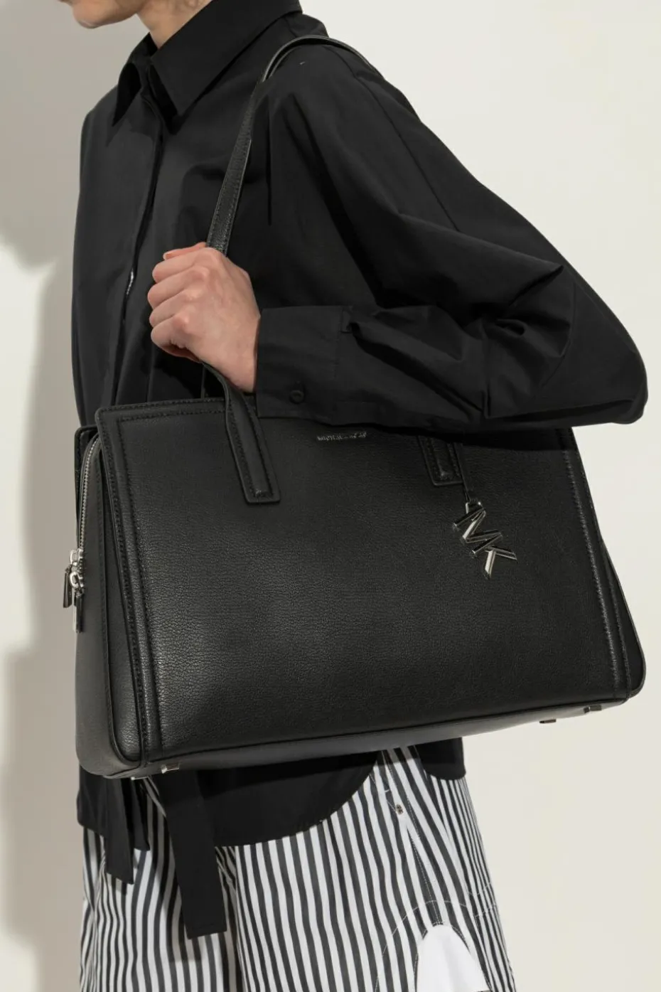 Michael Michael Kors CZARNY Torba `Laila`