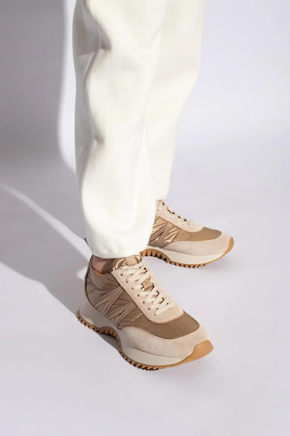 Moncler beżowy Buty sportowe ‘Pacey’