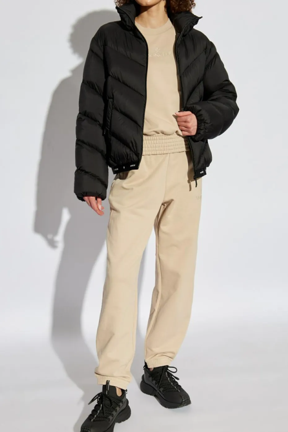 Moncler beżowy Spodnie z logo