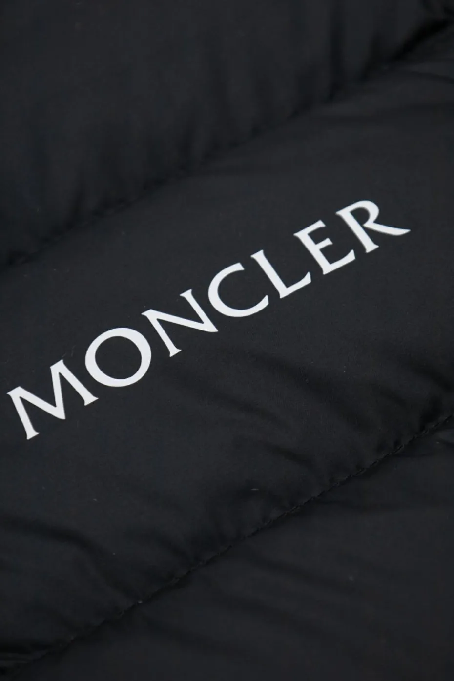 Moncler Enfant CZARNY Kurtka puchowa `Bajan`