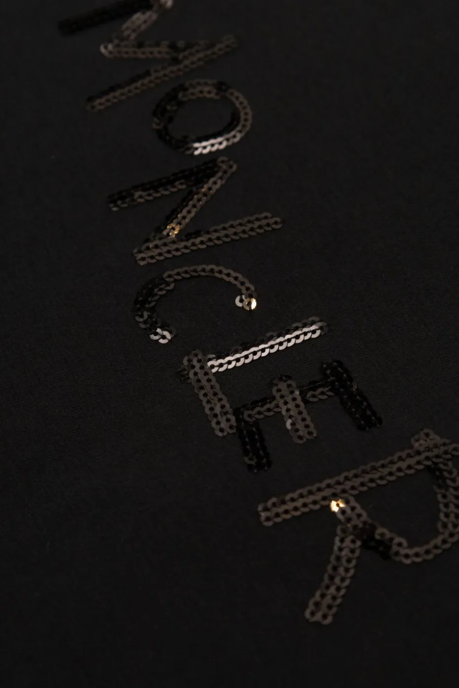 Moncler Enfant CZARNY T-shirt z cekinowym logo