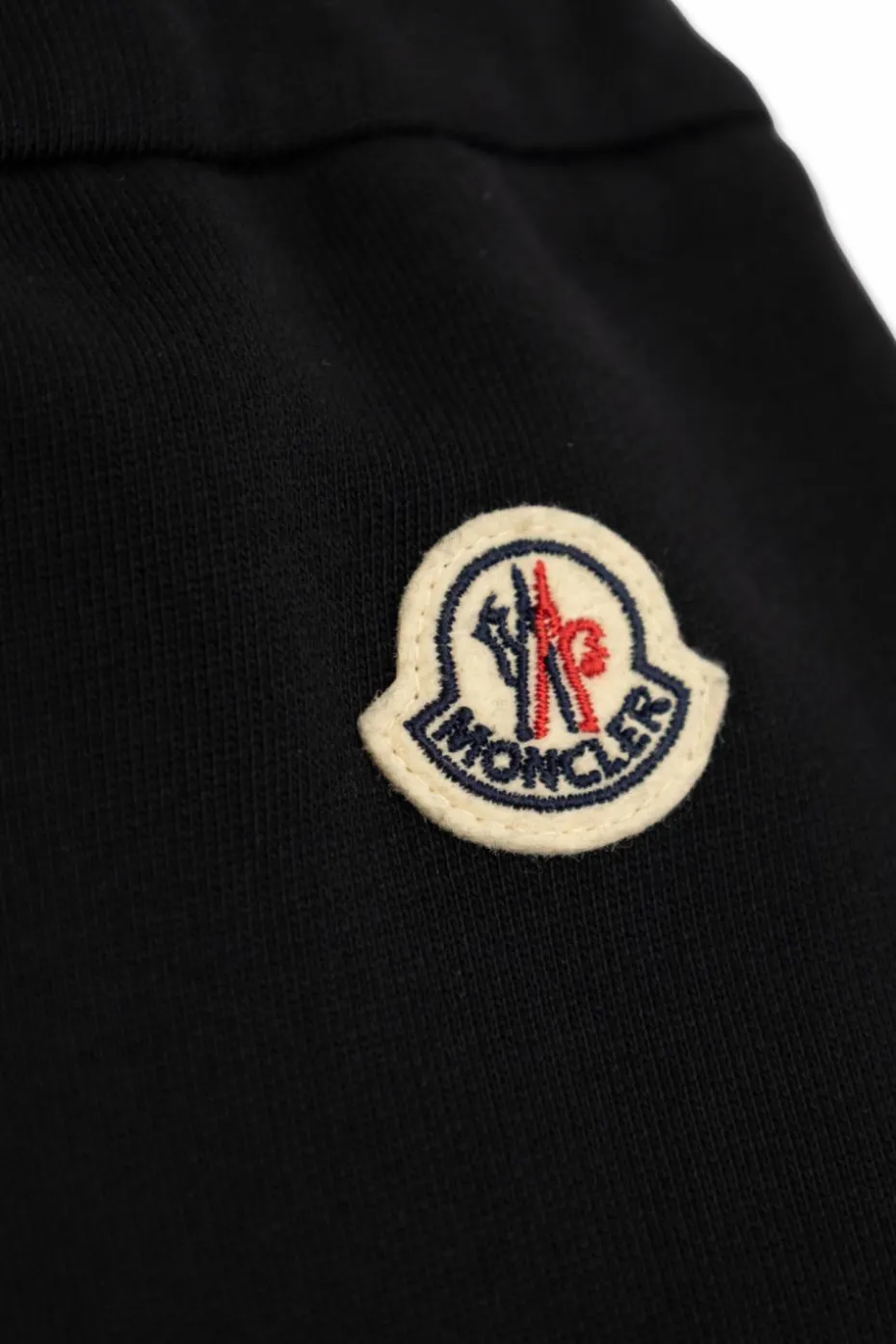 Moncler Enfant GRANATOWY Spodnie dresowe z naszywką z logo