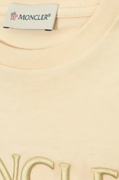 Moncler Enfant kremowy T-shirt z logo