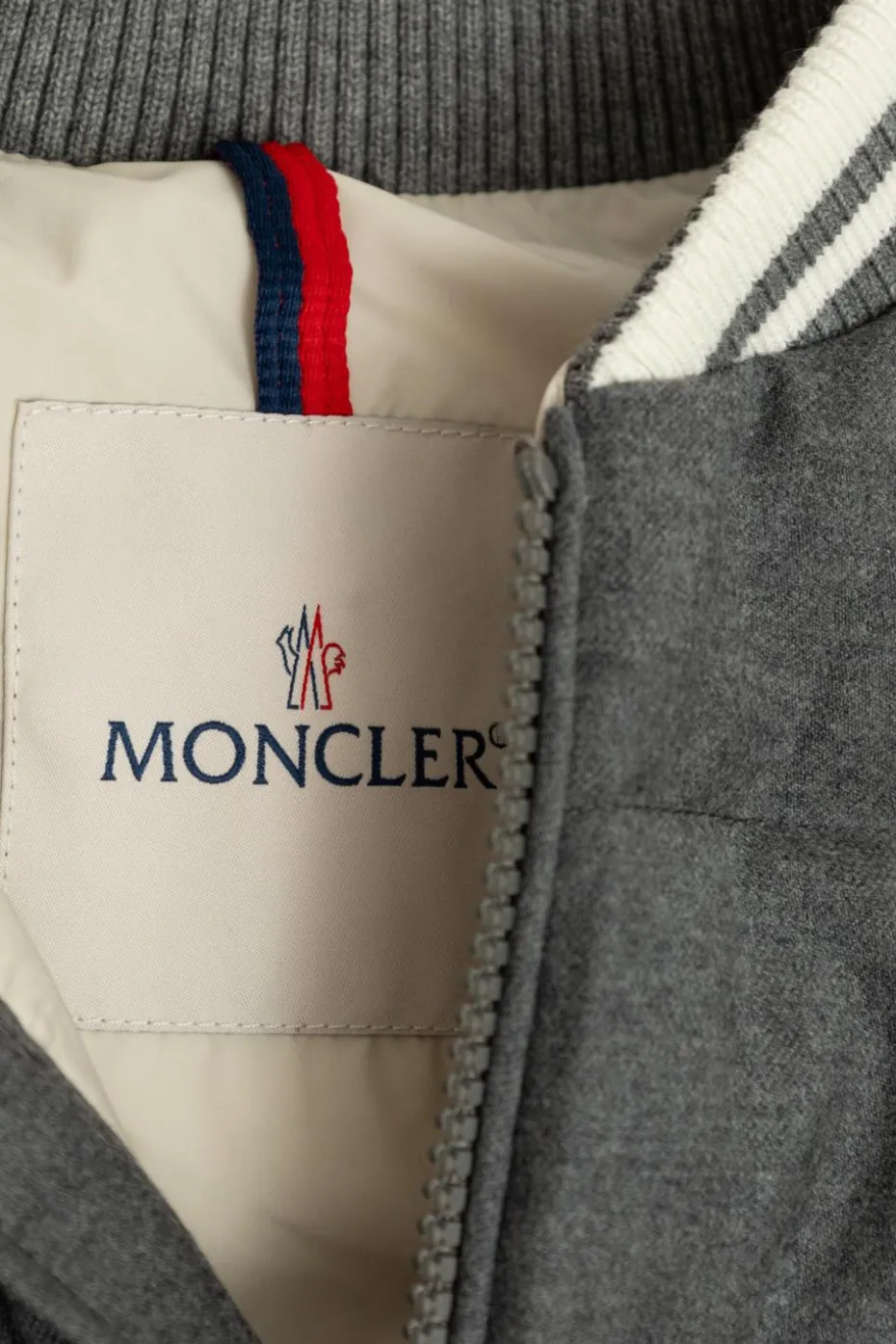 Moncler Enfant SZARY Kurtka `Alvaro`