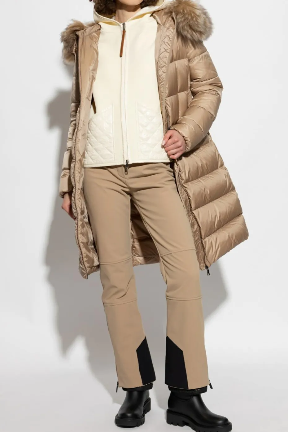 Moncler Grenoble beżowy MONCLER GRENOBLE PERFORMANCE & STYLE