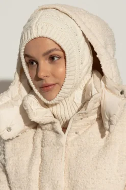 Moncler kremowy Wełniany kaptur