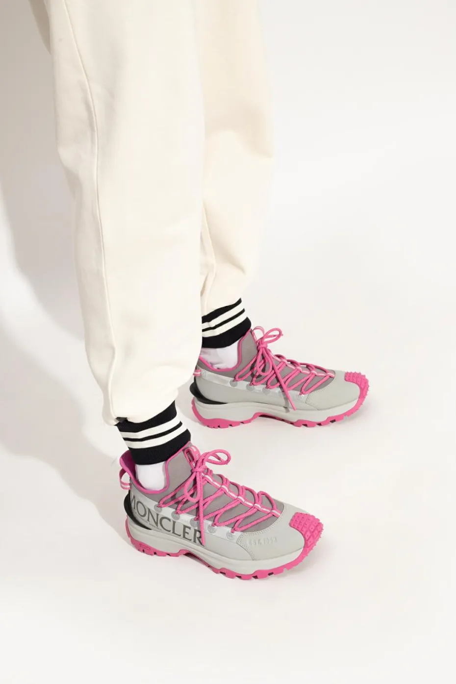 Moncler RÓŻOWY Buty sportowe 'Trailgrip Lite2'