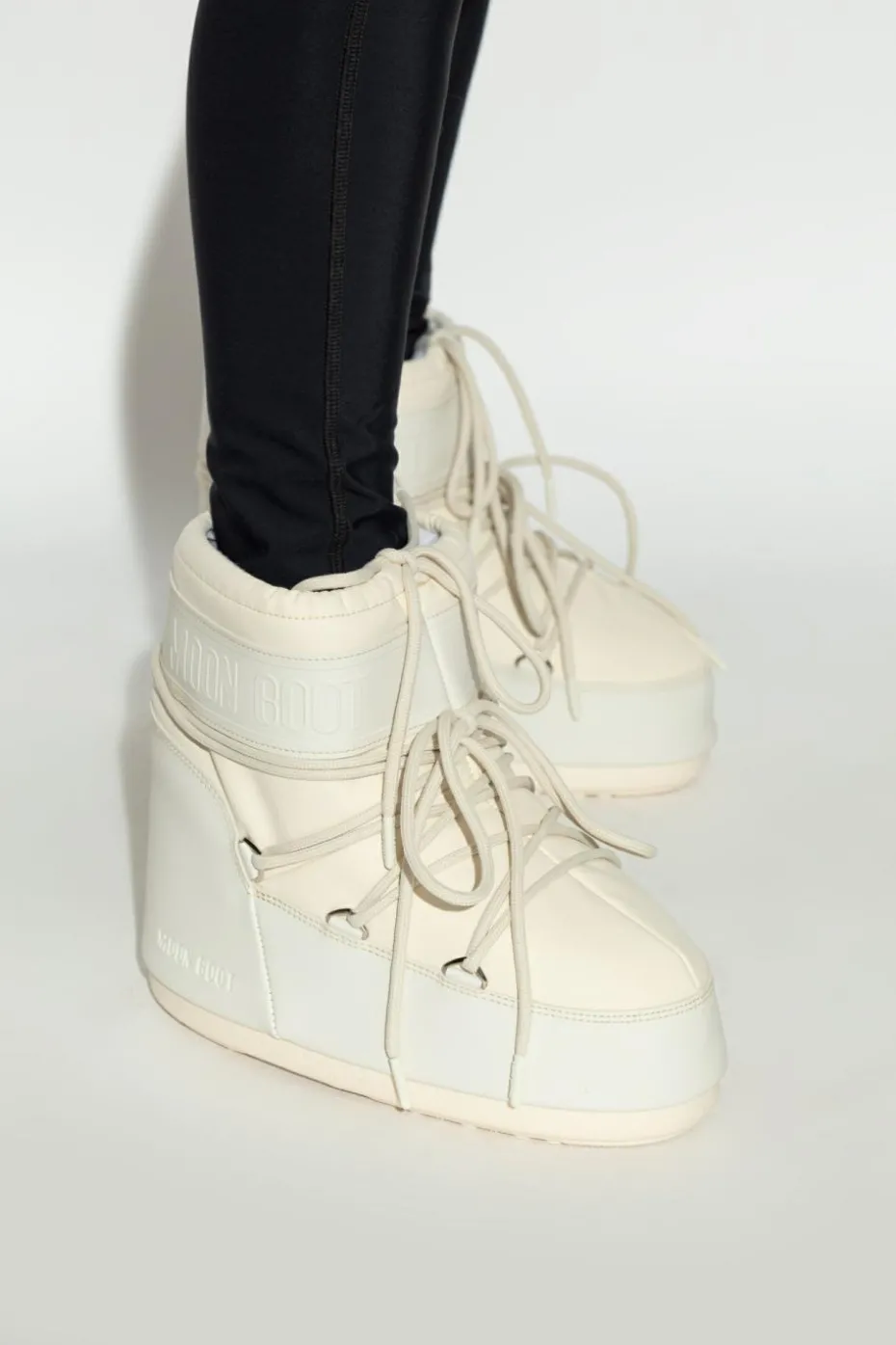 Moon Boot kremowy Śniegowce `Icon Low Rubber`