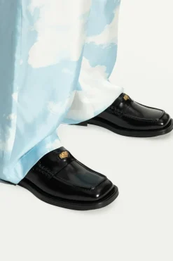 Moschino CZARNY Buty typu `loafers`