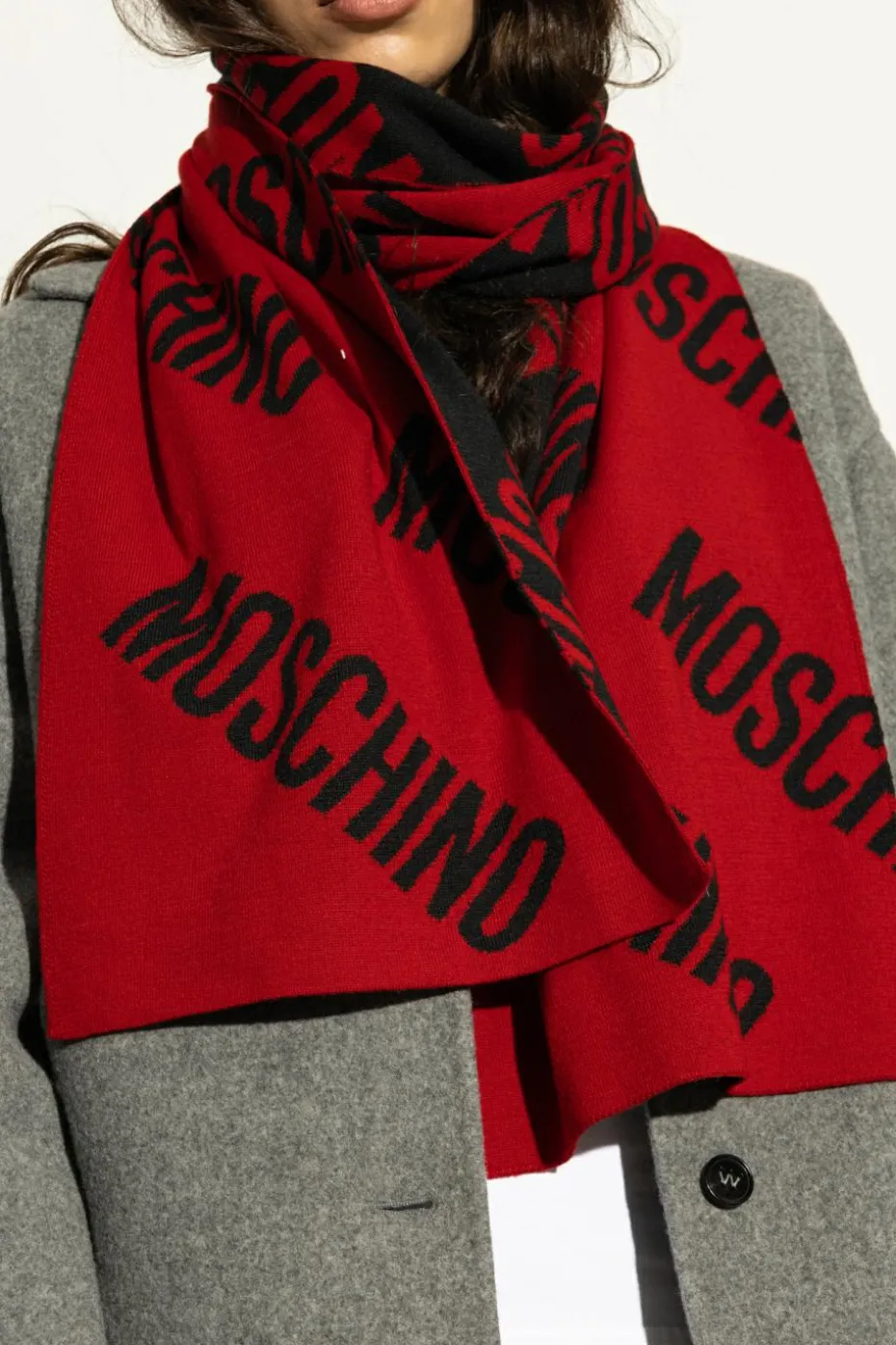 Moschino CZERWONY Szal z monogramem