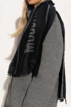 Moschino GRANATOWY Szal z logo