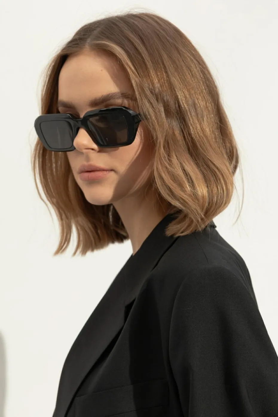 Mykita CZARNY Okular przeciwsłoneczne `Nima`