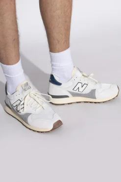 New Balance BIAŁY Buty sportowe `U475FC`