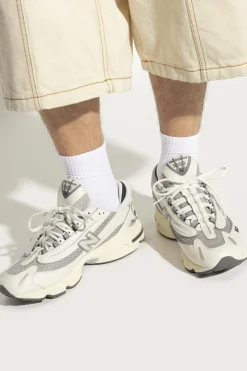 New Balance BIAŁY Buty sportowe `M1000MEW`