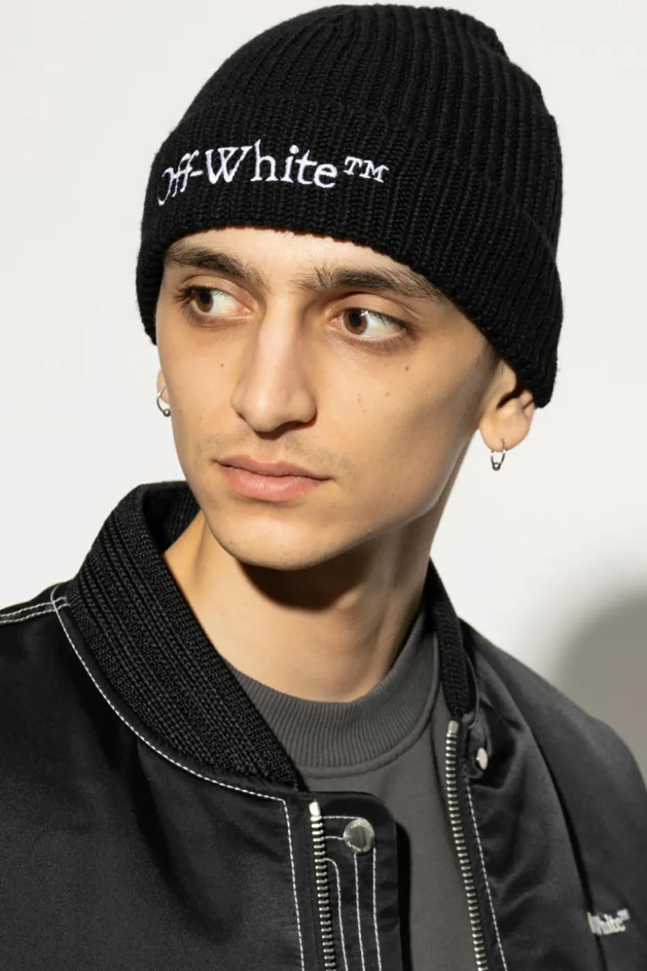 Off-White CZARNY Wełniana czapka