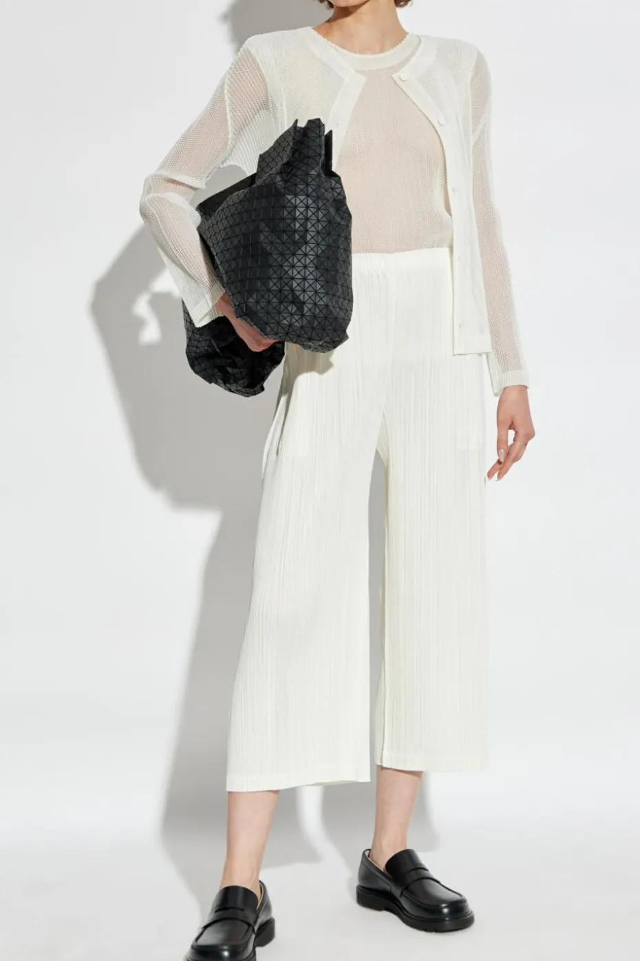 Pleats Please Issey Miyake kremowy Transparentny top bez rękawów