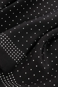 Saint Laurent CZARNY Jedwabna chusta