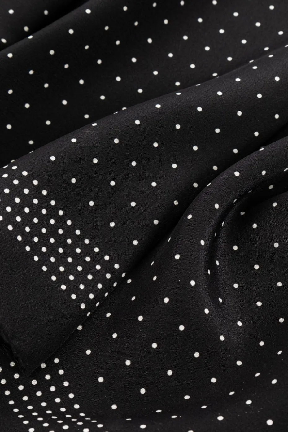 Saint Laurent CZARNY Jedwabna chusta