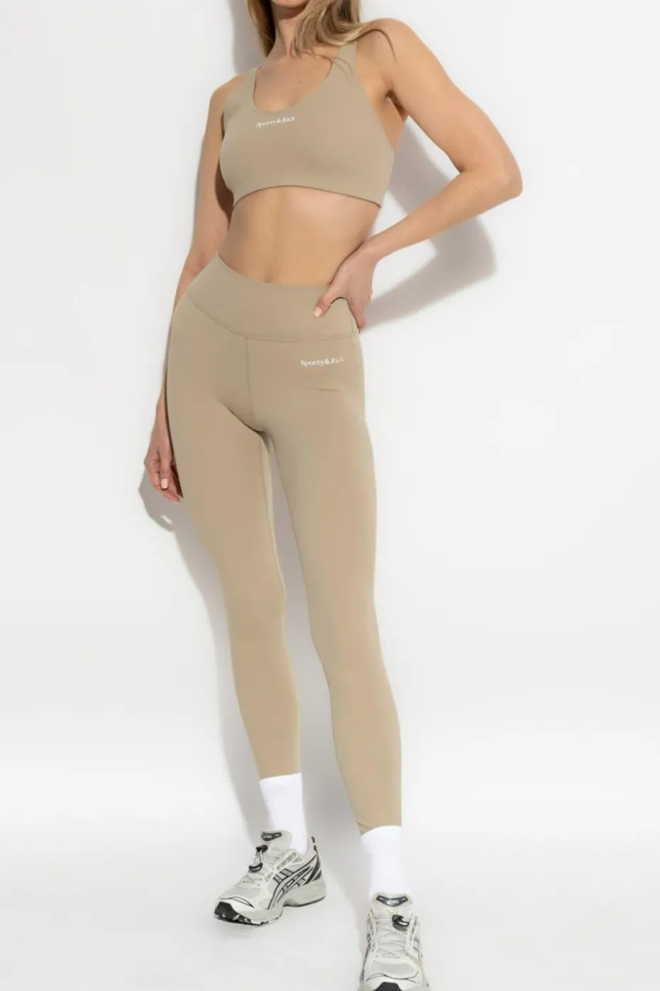 Sporty & Rich beżowy Top z kolekcji `Core`