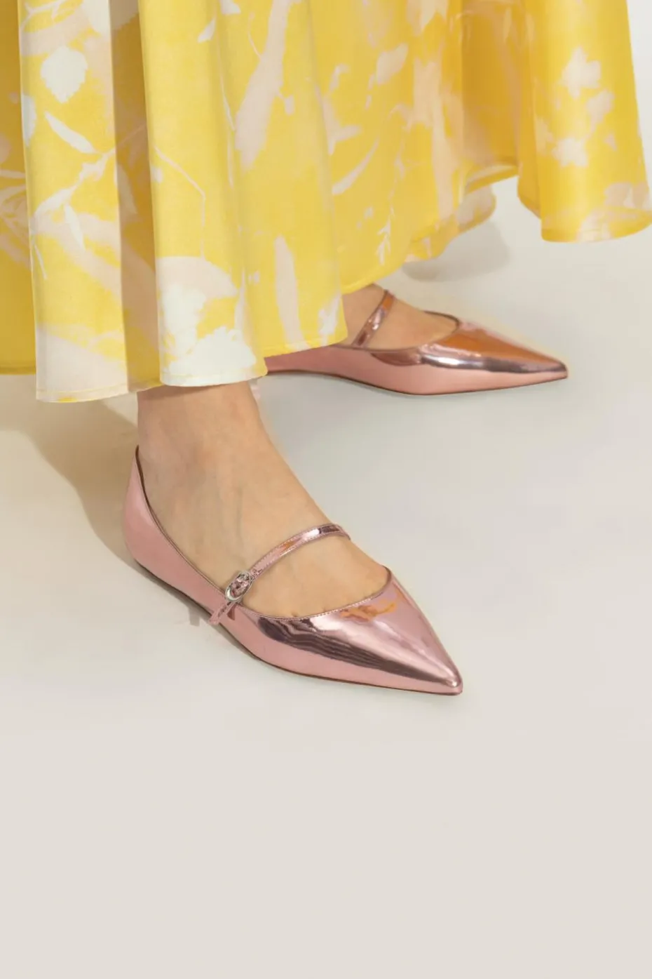 Stuart Weitzman RÓŻOWY Lakierowane baleriny `Emilia`