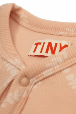 Tinycottons RÓŻOWY Kombinezon z motywem kwiatowym