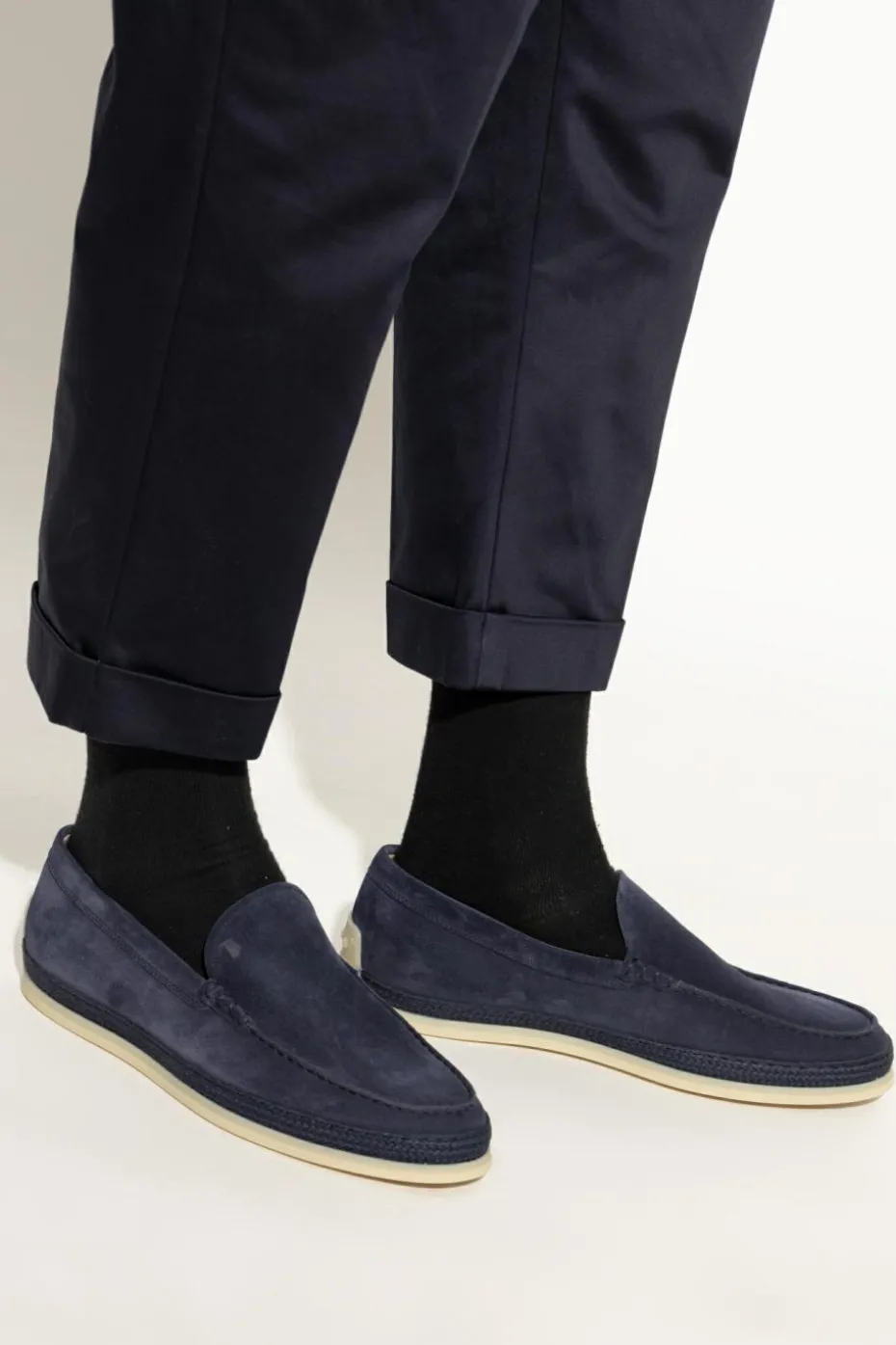 Tod’s GRANATOWY Zamszowe buty typu `loafers`