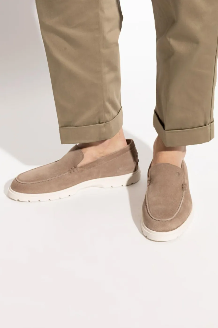 Tod’s SZARY Zamszowe buty typu `loafers`